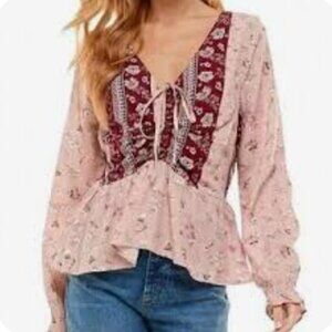 Derek Heart Pink and White Long Sleeve Blouse